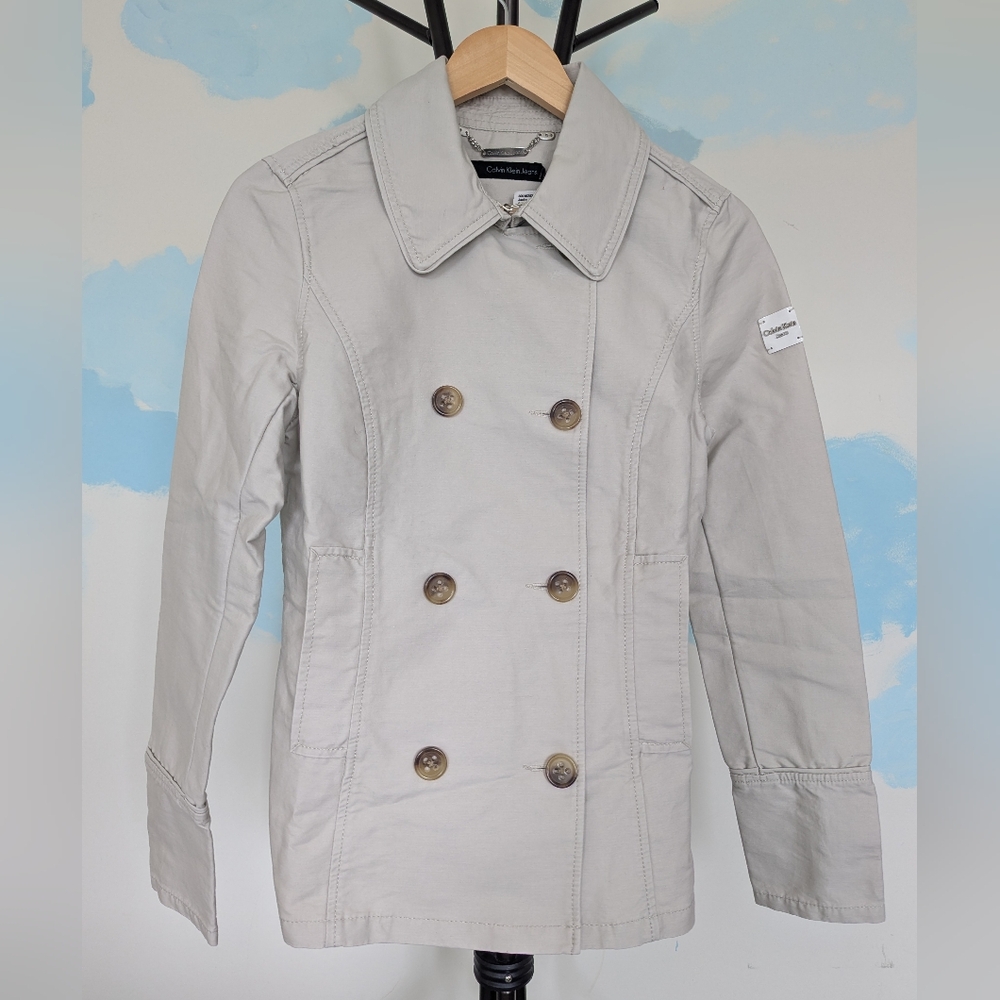 NWT Calvin Klein cream/sand jacket - Size S